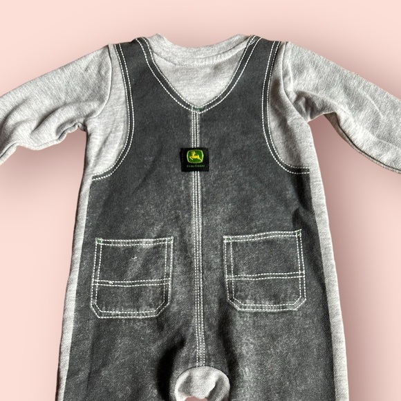 NWT Baby John Deere Faux Overalls Long Sleeve Bodysuit Size 6/9 Months - Picture 8 of 8